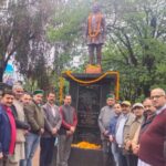 प्रदेश के सभी जिला मुख्यालयों पर लगे डॉ. परमार की प्रतिमा : सिरमौर कल्याण मंच