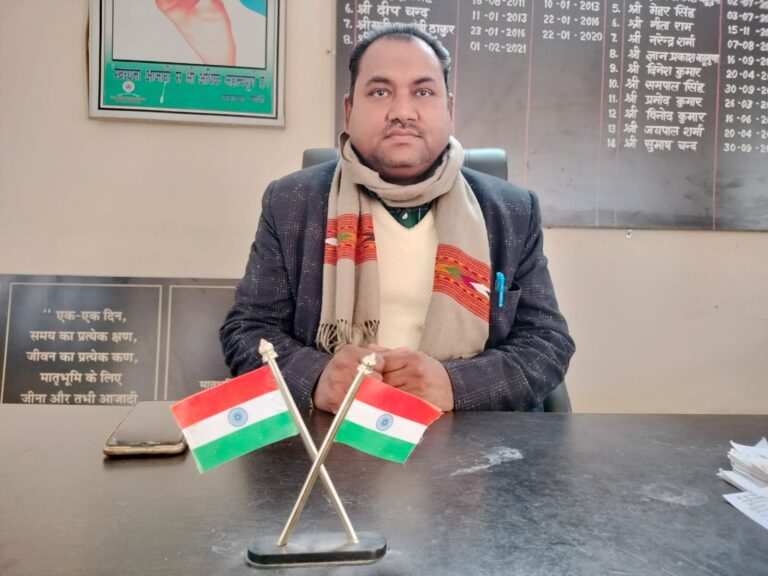 सरकार गांव के द्वार कार्यक्रम को लेकर क्या कह रहे हैं पंचायत प्रधान प्रेम सिंह