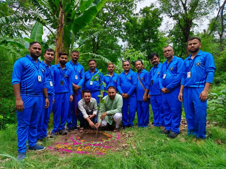 नवयुवक मंडल सालवाला ने किया पर्यावरण संरक्षण का संकल्प