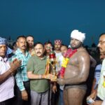 मानपुर देवड़ा पंचायत में धूमधाम से हुआ 12वां पारंपरिक दंगल, प्रदेश भर के पहलवानों ने दिखाए दांव-पेंच