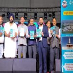 यमुना शरद महोत्सव में श्यामलाल पुंडीर की पुस्तक का विमोचन, धार्मिक स्थलों के इतिहास पर केंद्रित..