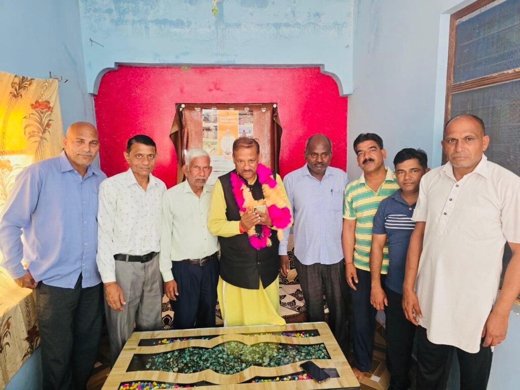 सुखराम चौधरी ने अनुसूचित जाति बस्तियों में चलाया जनसंपर्क अभियान, कांग्रेस पर लगाया यह आरोप